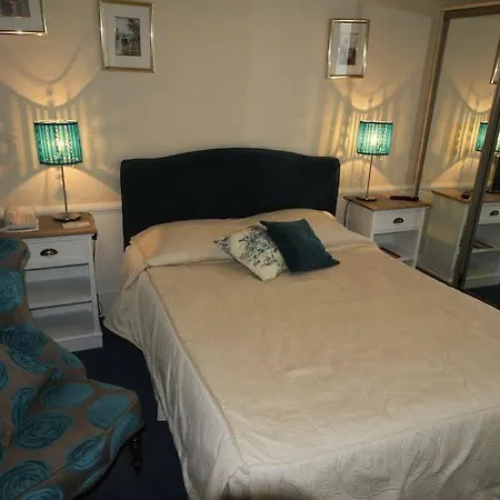 Le Roc Au Chien Hotel