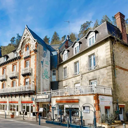 Hotel Brit & Le Roc Au Chien