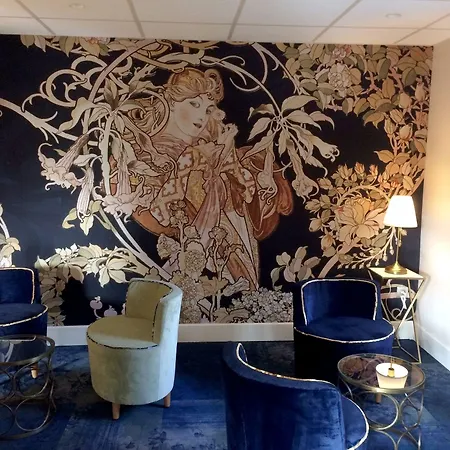 Brit & Le Roc Au Chien