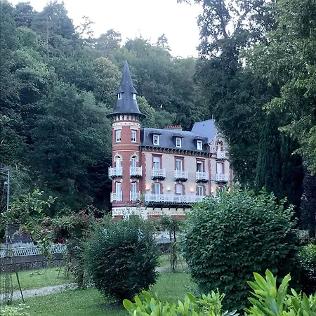 Brit & Le Roc Au Chien 3* Bagnoles de l'Orne Normandie