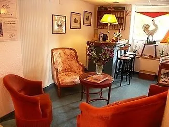 Brit & Le Roc Au Chien Hotel 3*