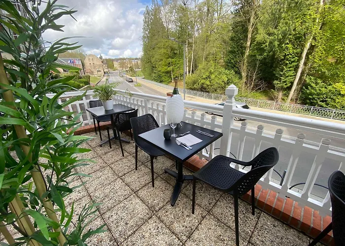 Brit & Le Roc Au Chien