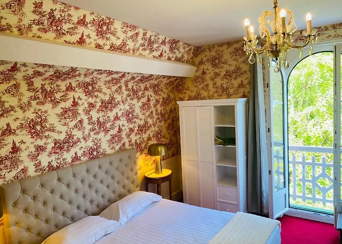 Brit & Le Roc Au Chien