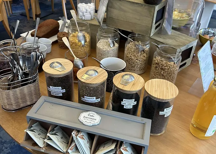 Brit & Le Roc Au Chien 3*