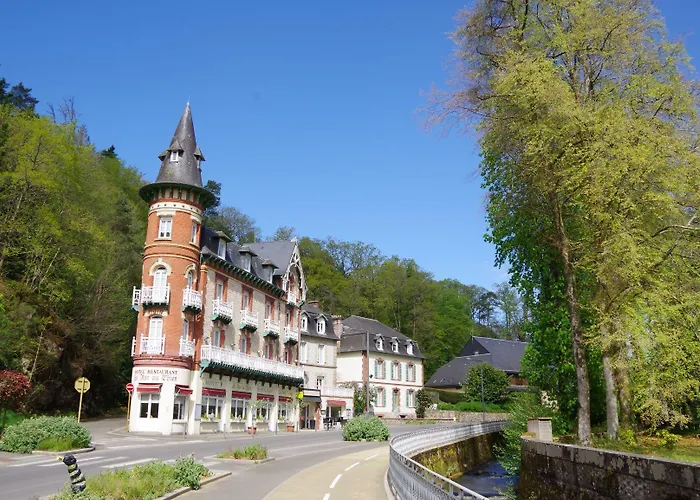 Hotel Brit & Le Roc Au Chien