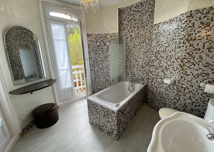 Brit & Le Roc Au Chien Bagnoles de l'Orne Normandie